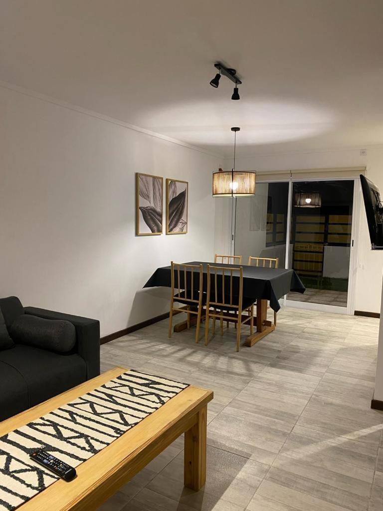 Duplex Del Parque Y Balneario Holiday home *